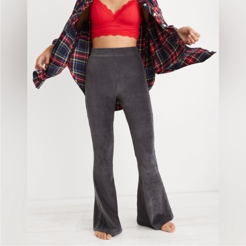 *Final Price* 🆕 Aerie Groove-On Velour High Waisted Flare Pant in Grey Size XL
